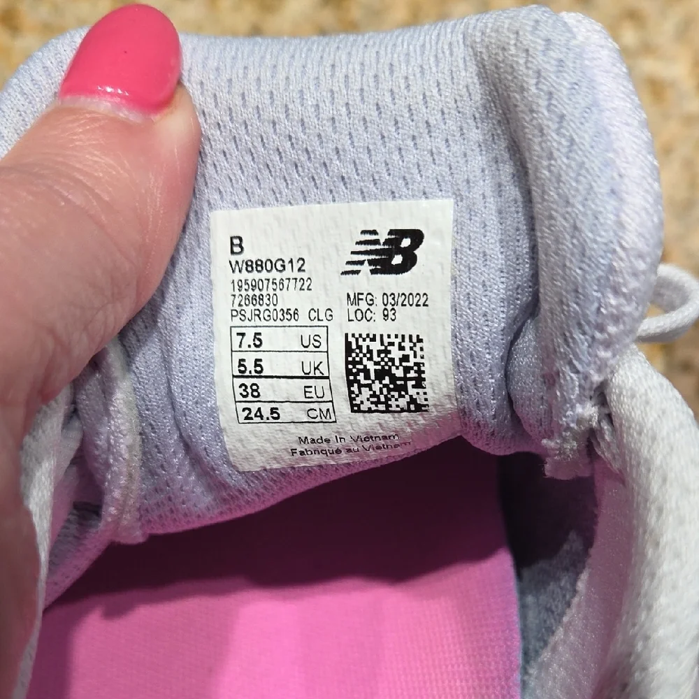 New Balance Women's Athletic Shoes - Gray, Pink, and Orange - Picture 5 of 6